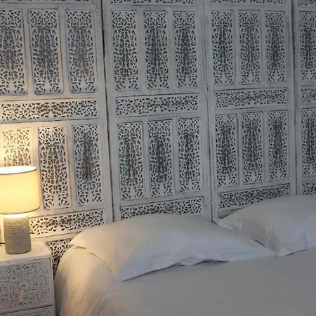 Le Xiv Hotel 3*